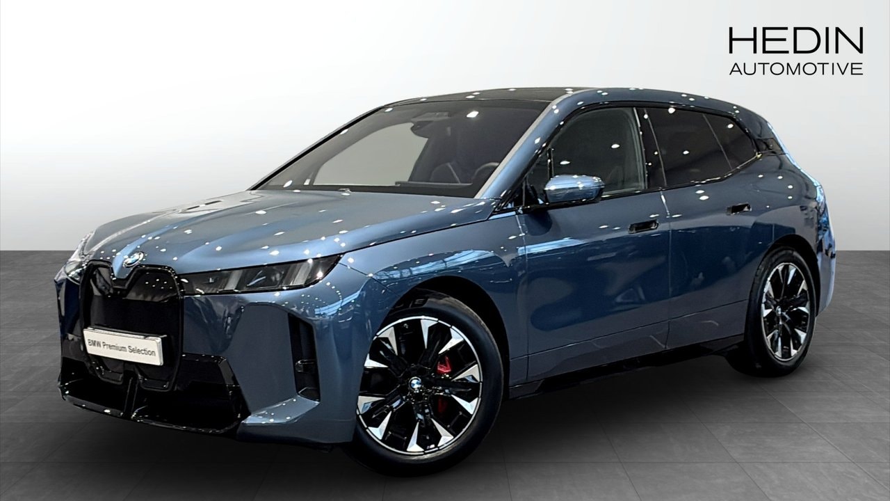 BMW iX