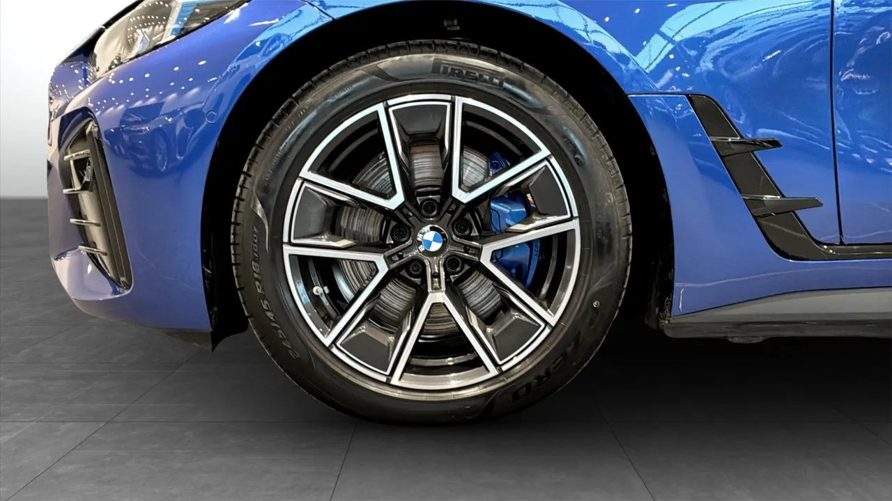 BMW i4 bild 9