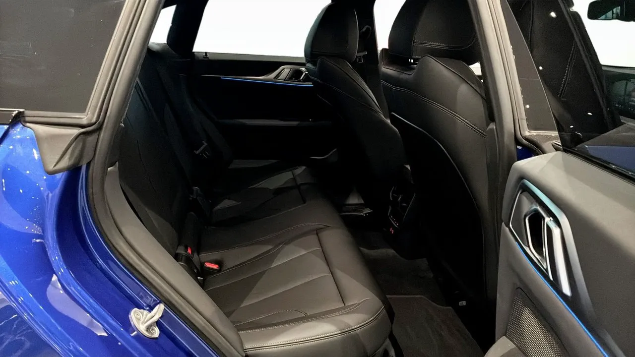 BMW i4 bild 5