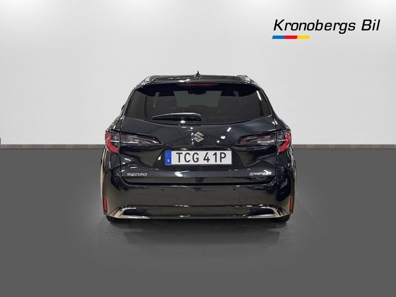 Suzuki Swace bild 5