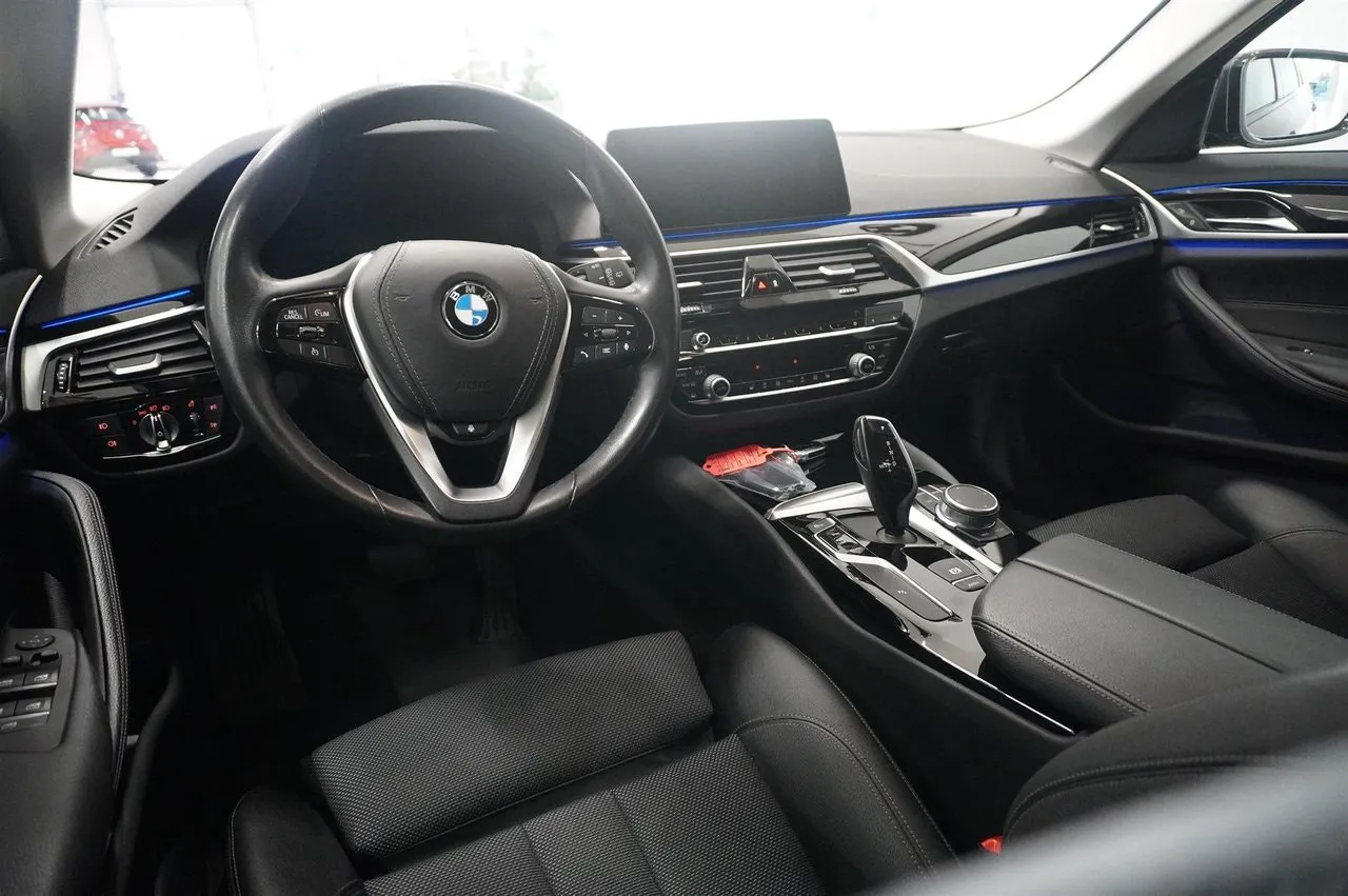 BMW 520 bild 8