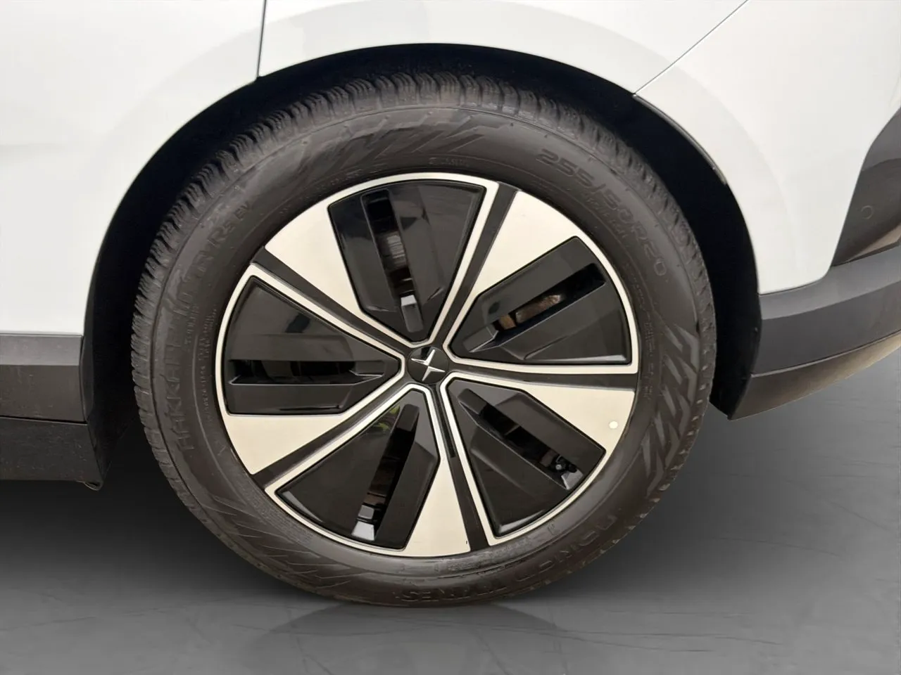 Polestar 4 bild 37