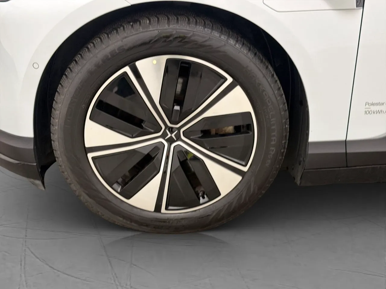 Polestar 4 bild 36