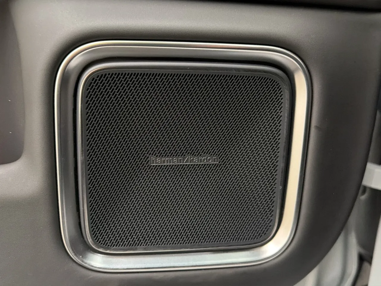 Polestar 4 bild 16