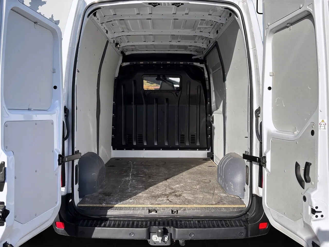 Nissan Interstar bild 7