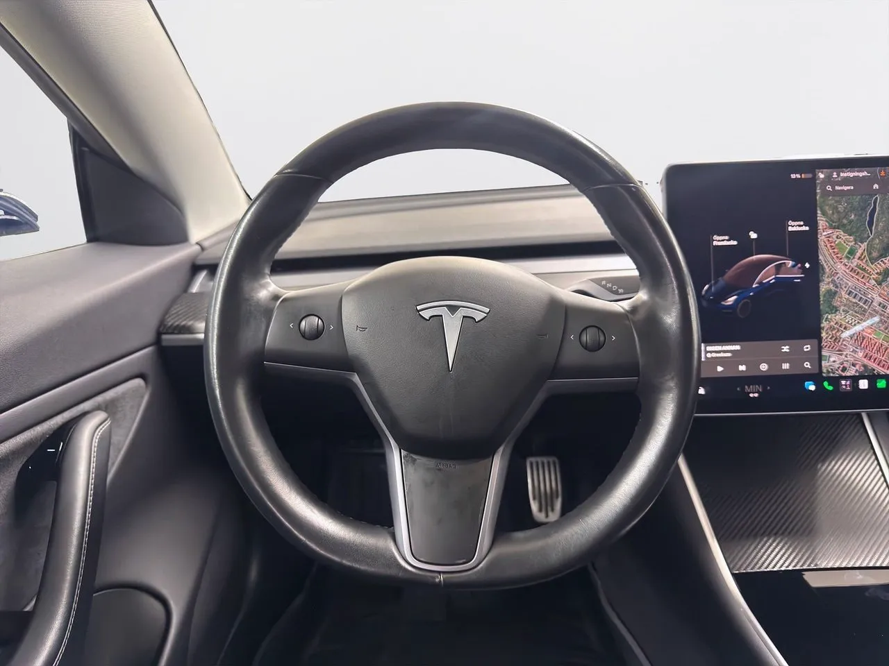Tesla Model 3 bild 12