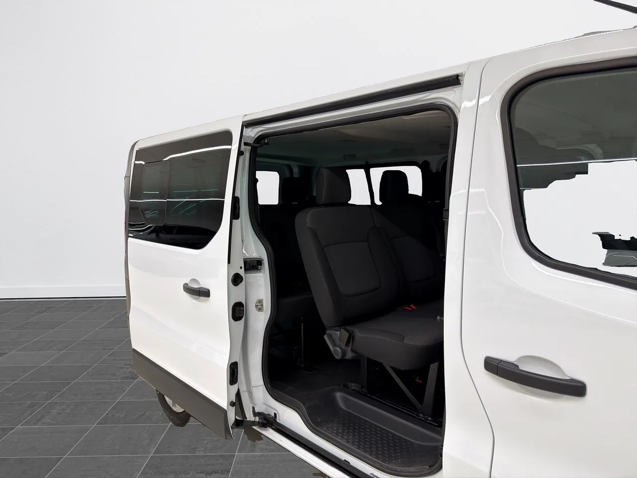 Nissan Primastar bild 16
