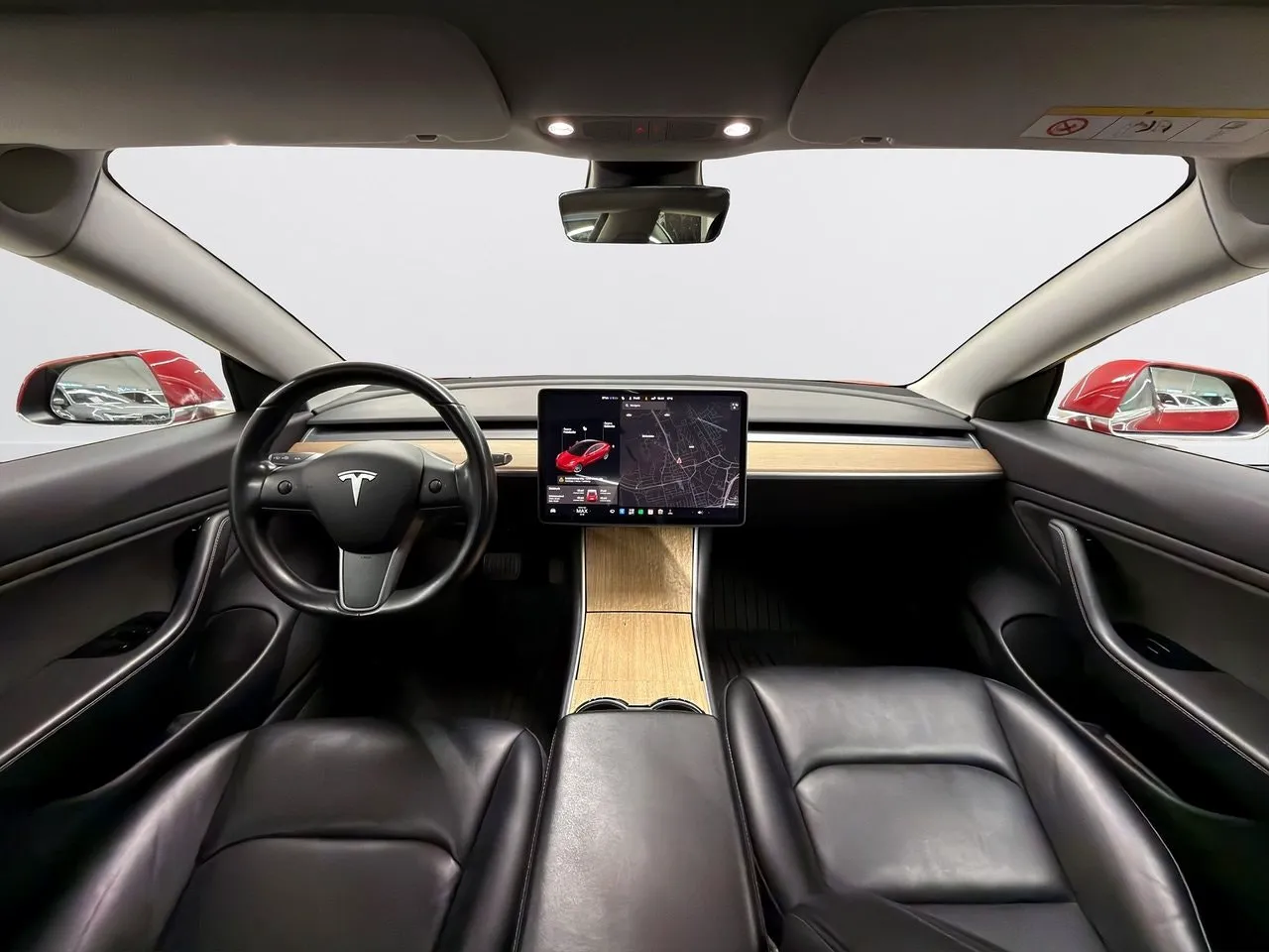Tesla Model 3 bild 11