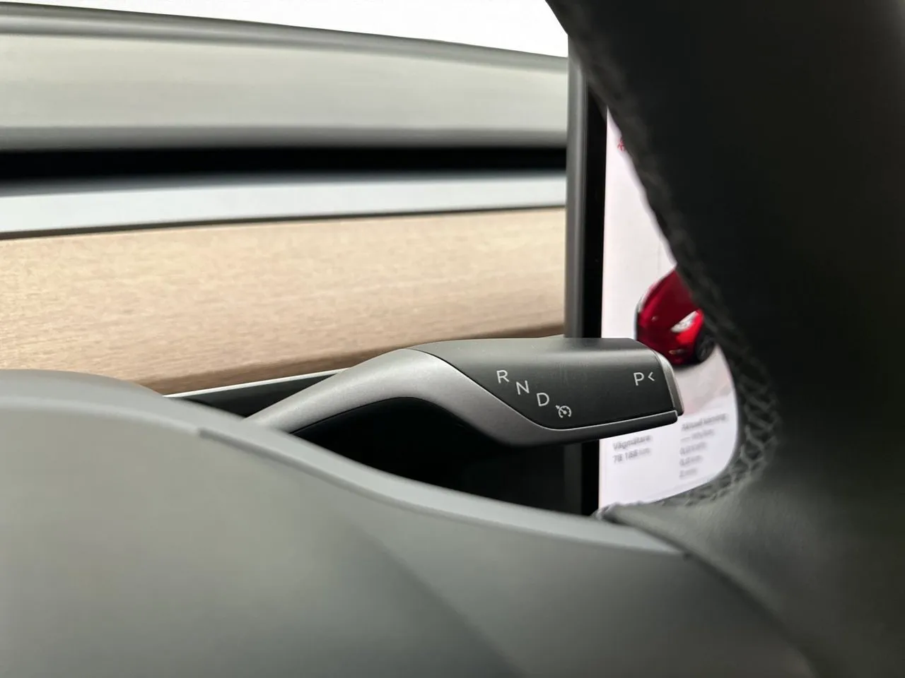 Tesla Model Y bild 31