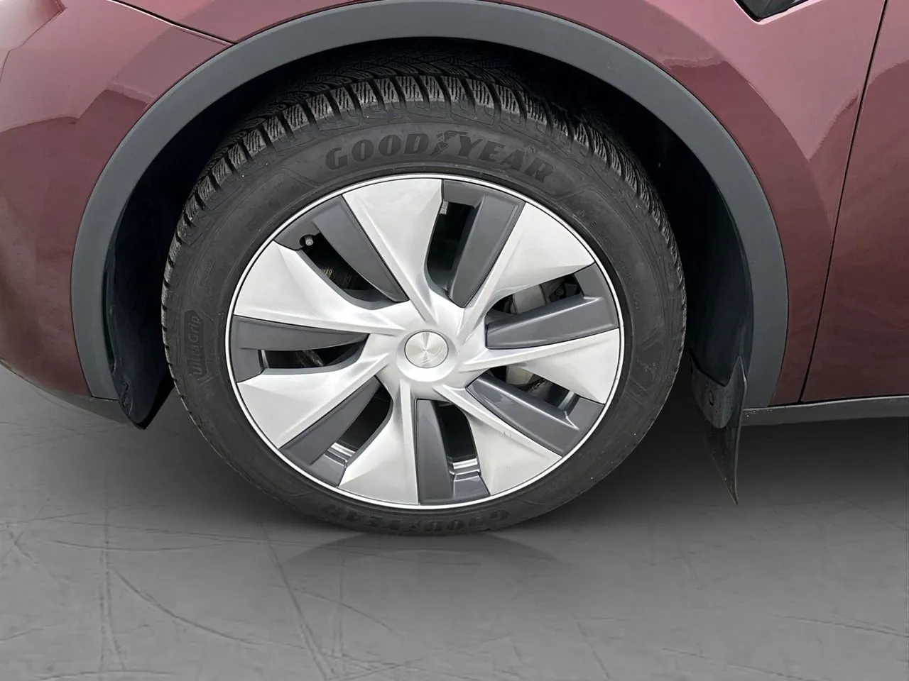 Tesla Model Y bild 32