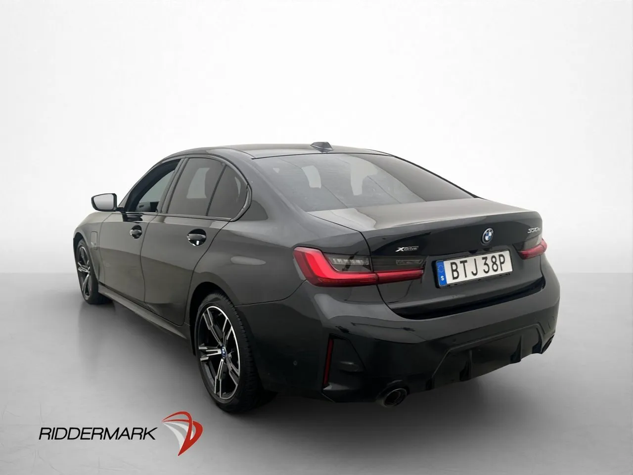 BMW 330 bild 6