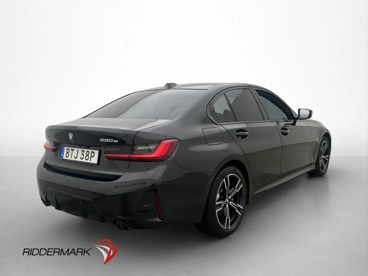 BMW 330 bild 8