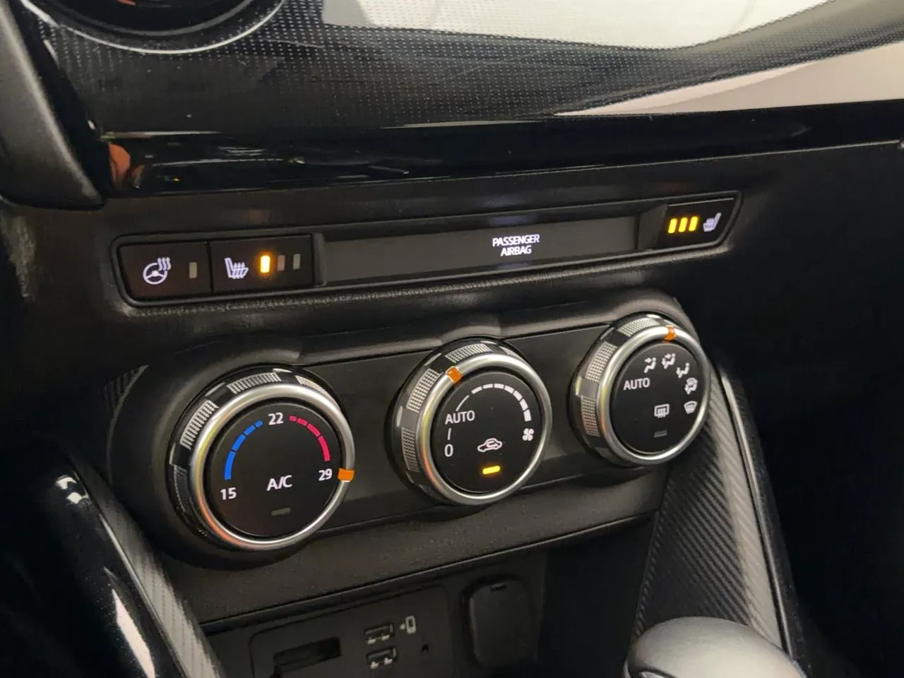 Mazda 2 bild 24