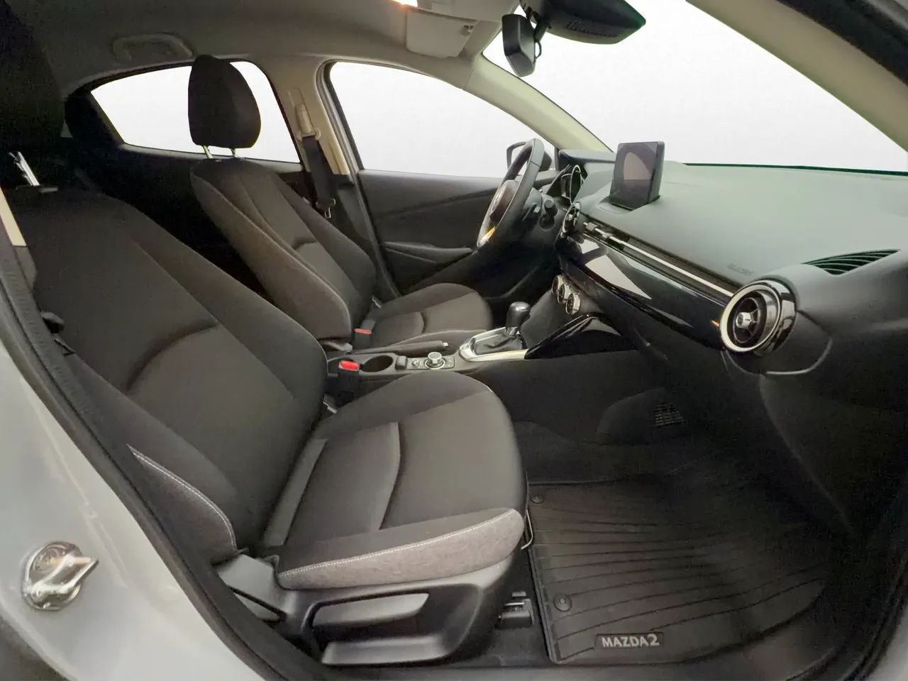 Mazda 2 bild 27