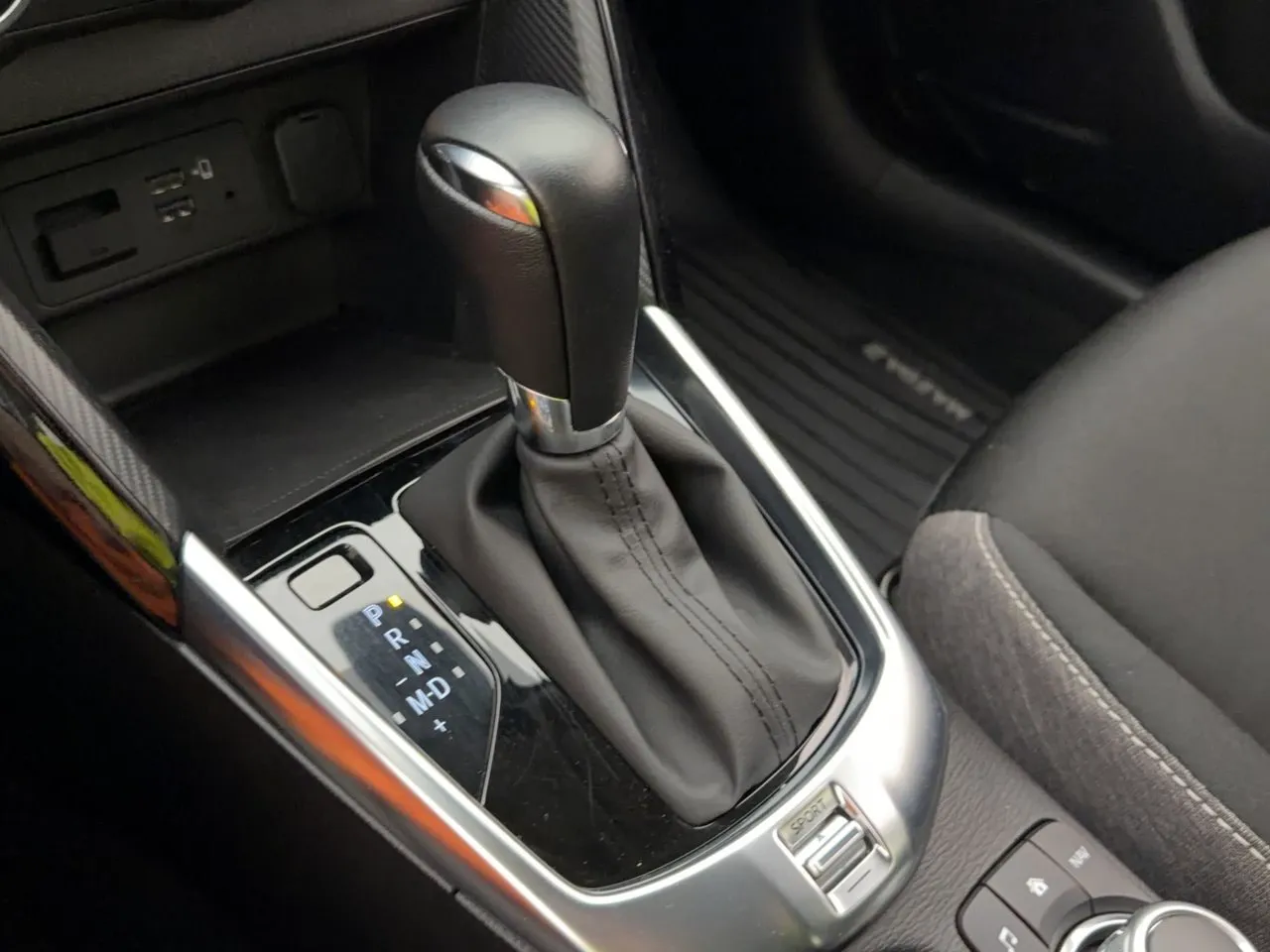 Mazda 2 bild 25