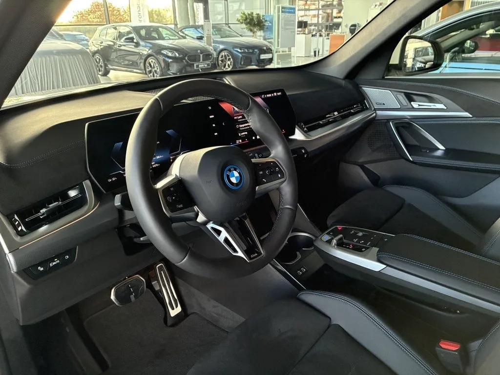 BMW iX1 bild 4