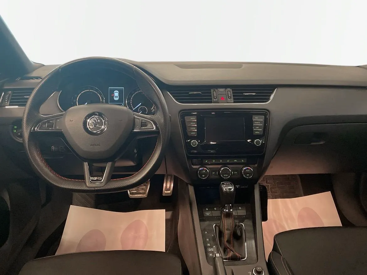 Skoda Octavia bild 8