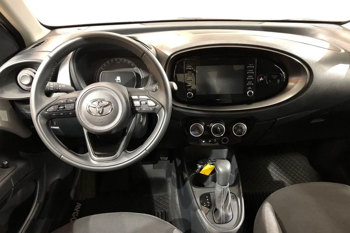 Toyota Aygo X bild 10