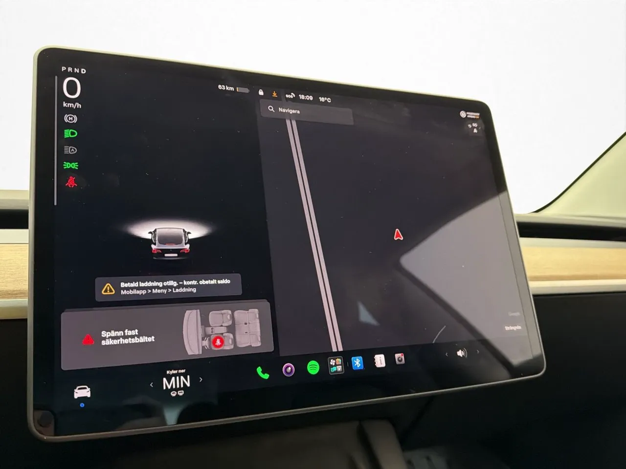 Tesla Model 3 bild 28