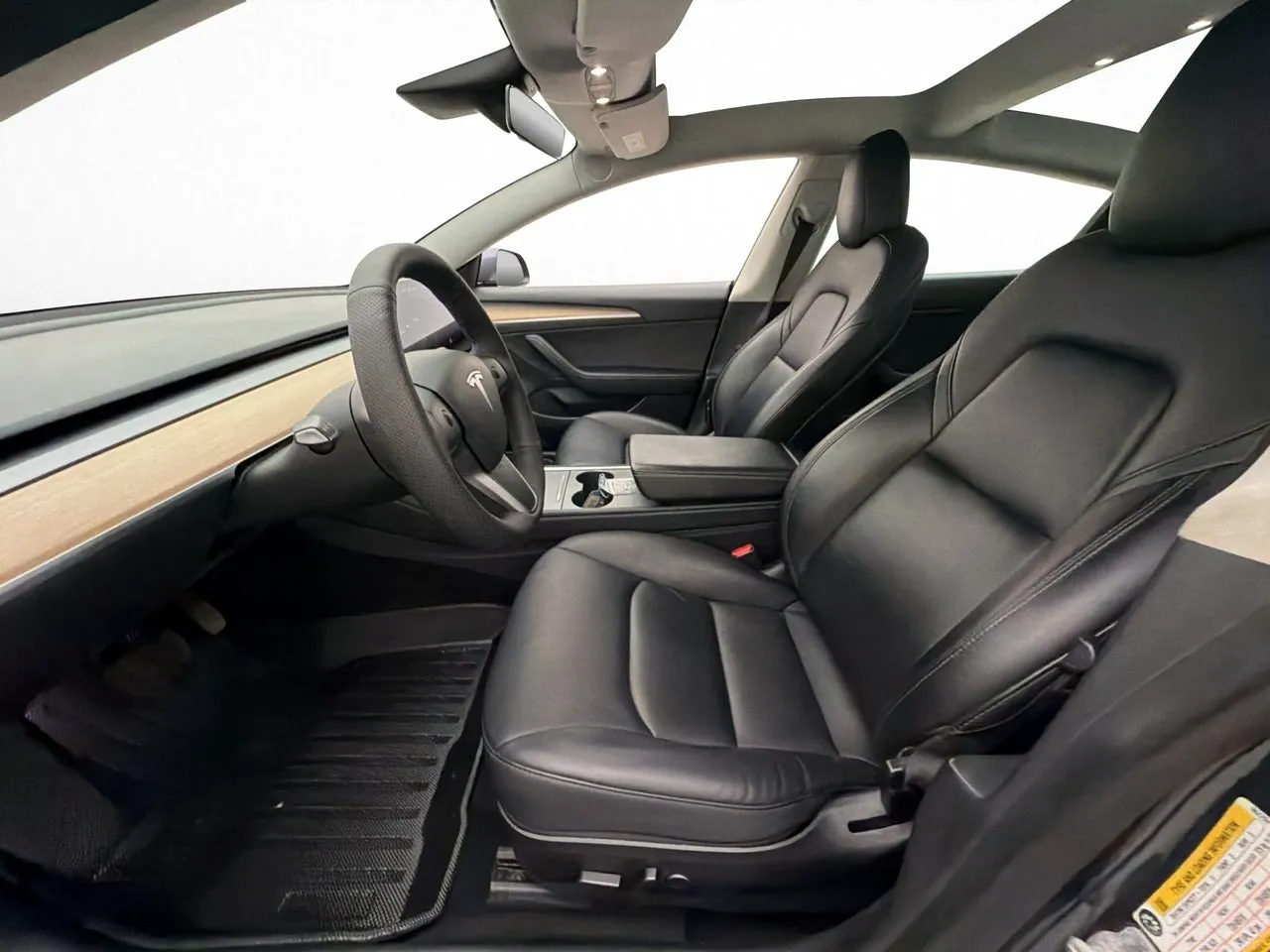 Tesla Model 3 bild 16