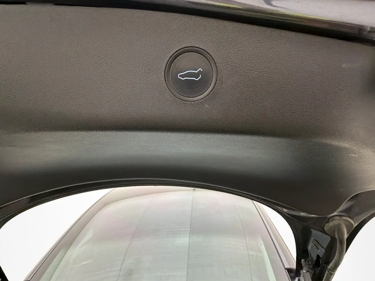 Tesla Model 3 bild 14