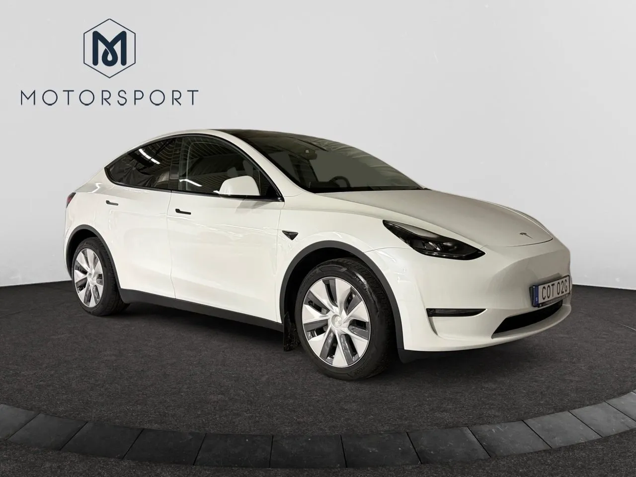 Tesla Model Y bild 10