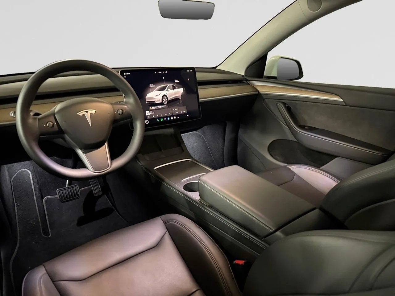 Tesla Model Y bild 12