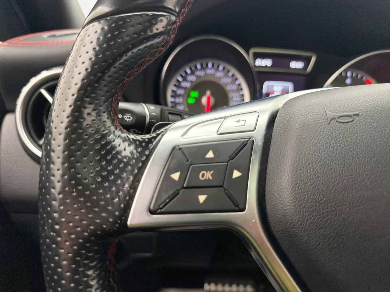 Mercedes GLA220 bild 19