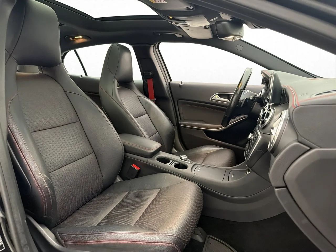 Mercedes GLA220 bild 12