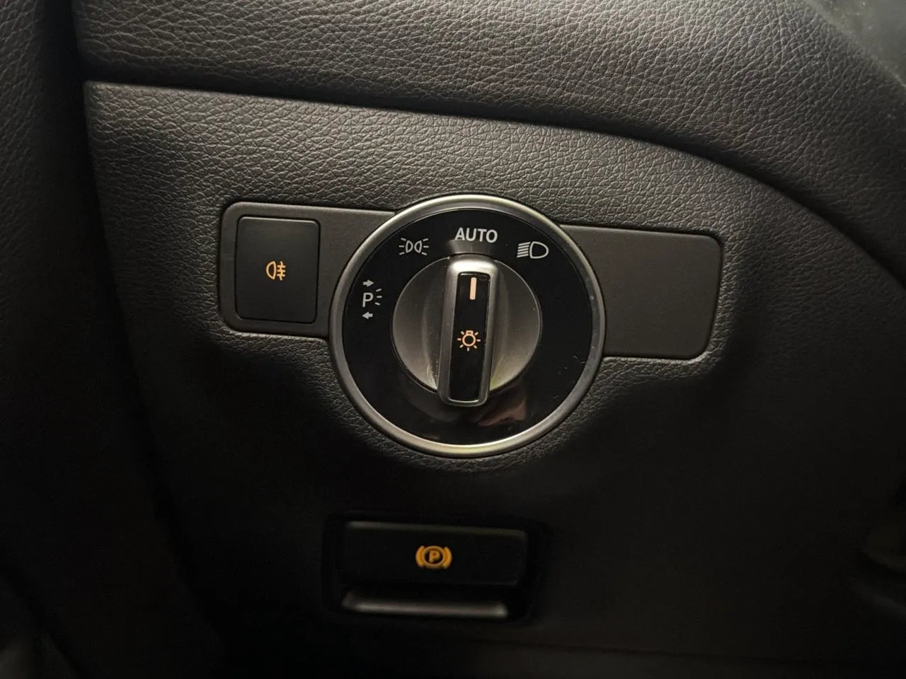 Mercedes GLA220 bild 27