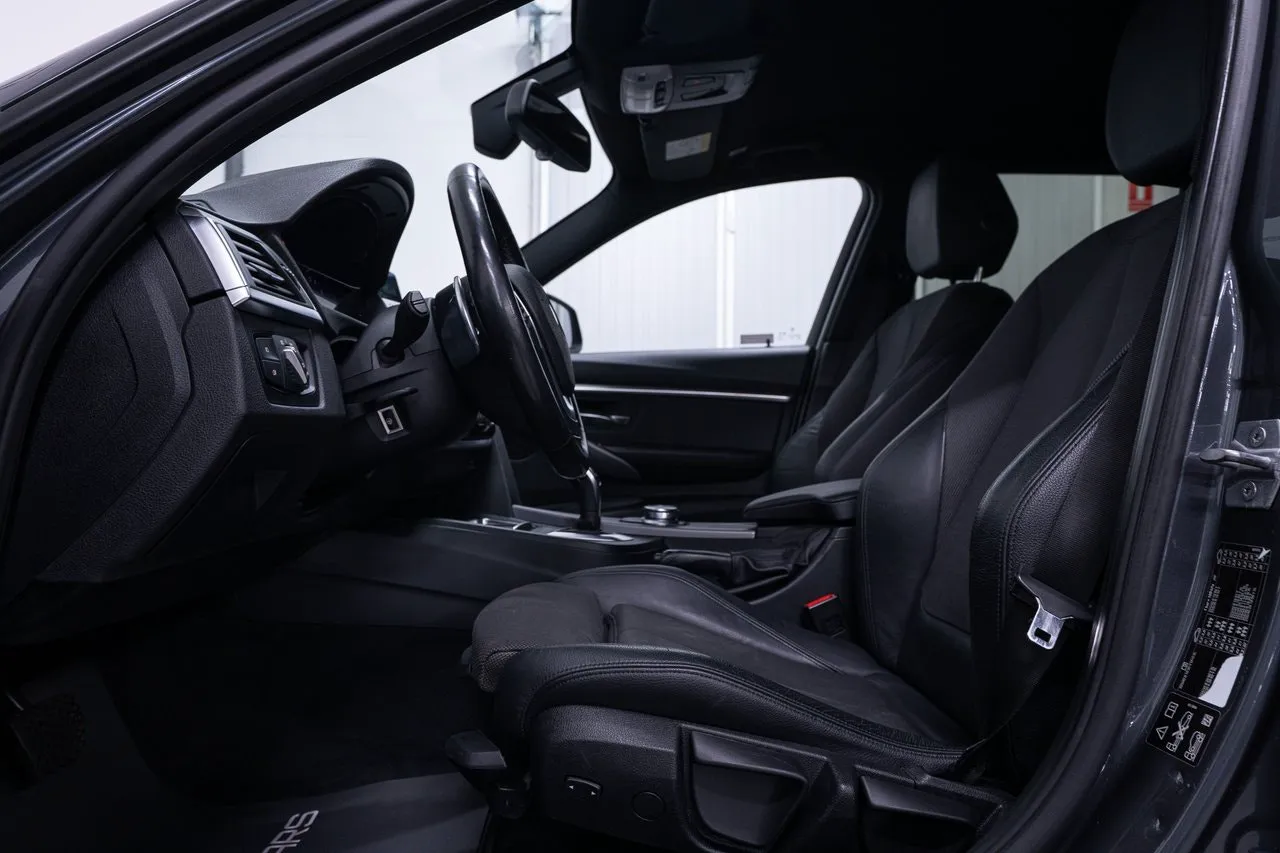 BMW 330 bild 10