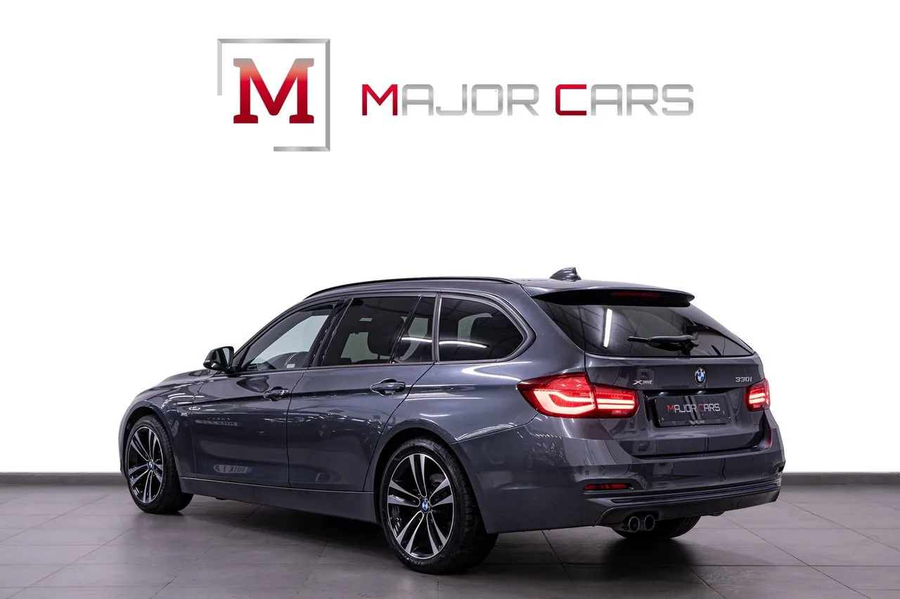 BMW 330 bild 4