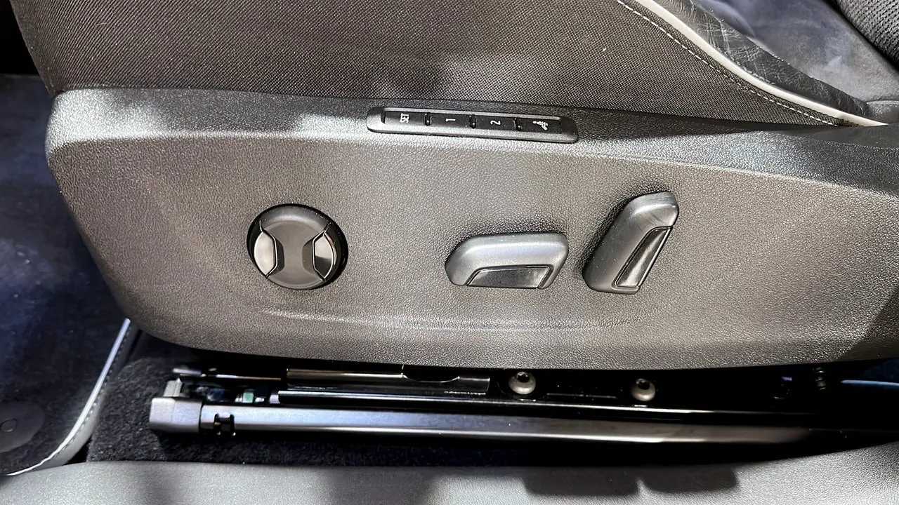 Skoda Enyaq bild 18