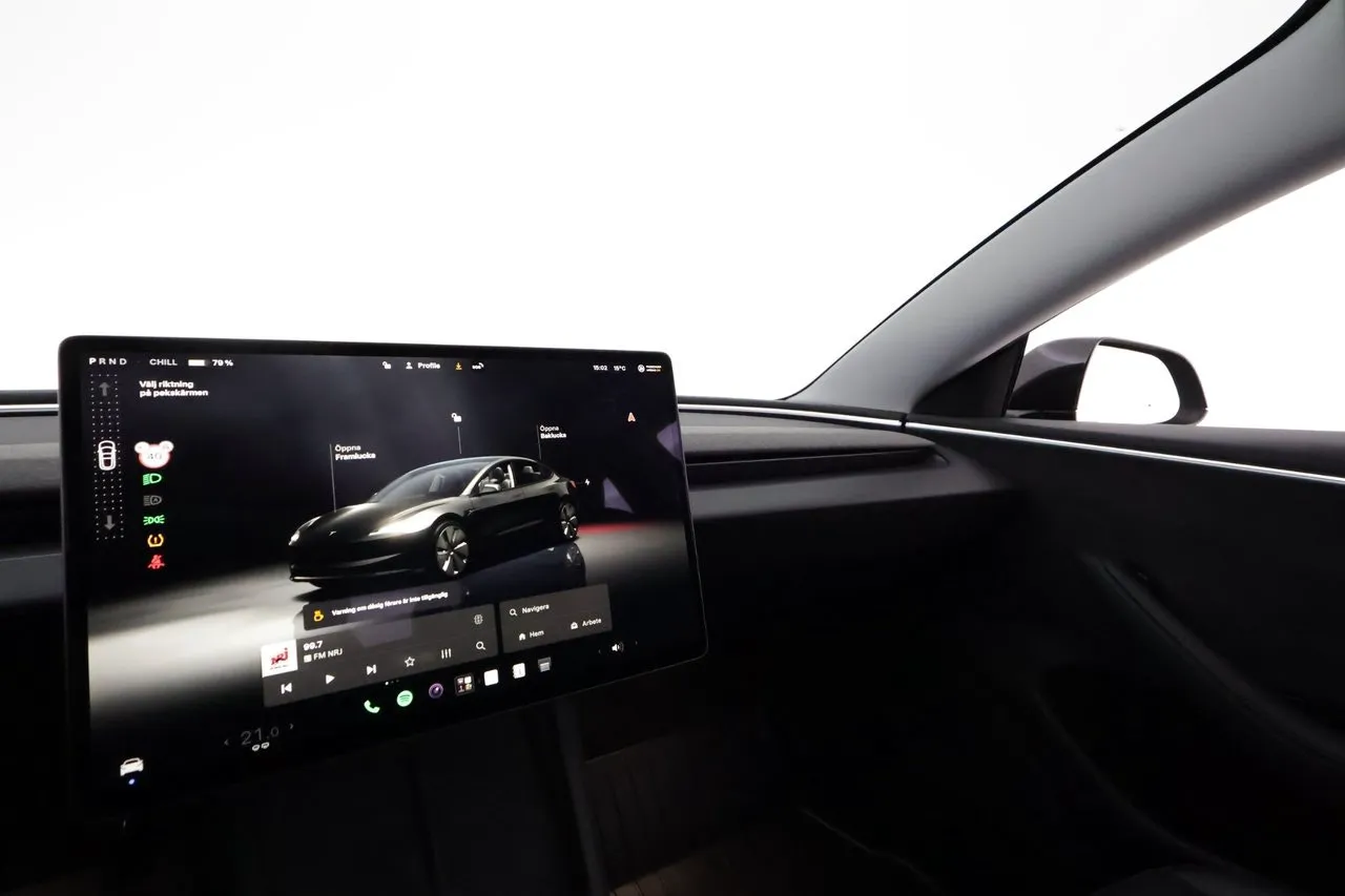 Tesla Model 3 bild 22