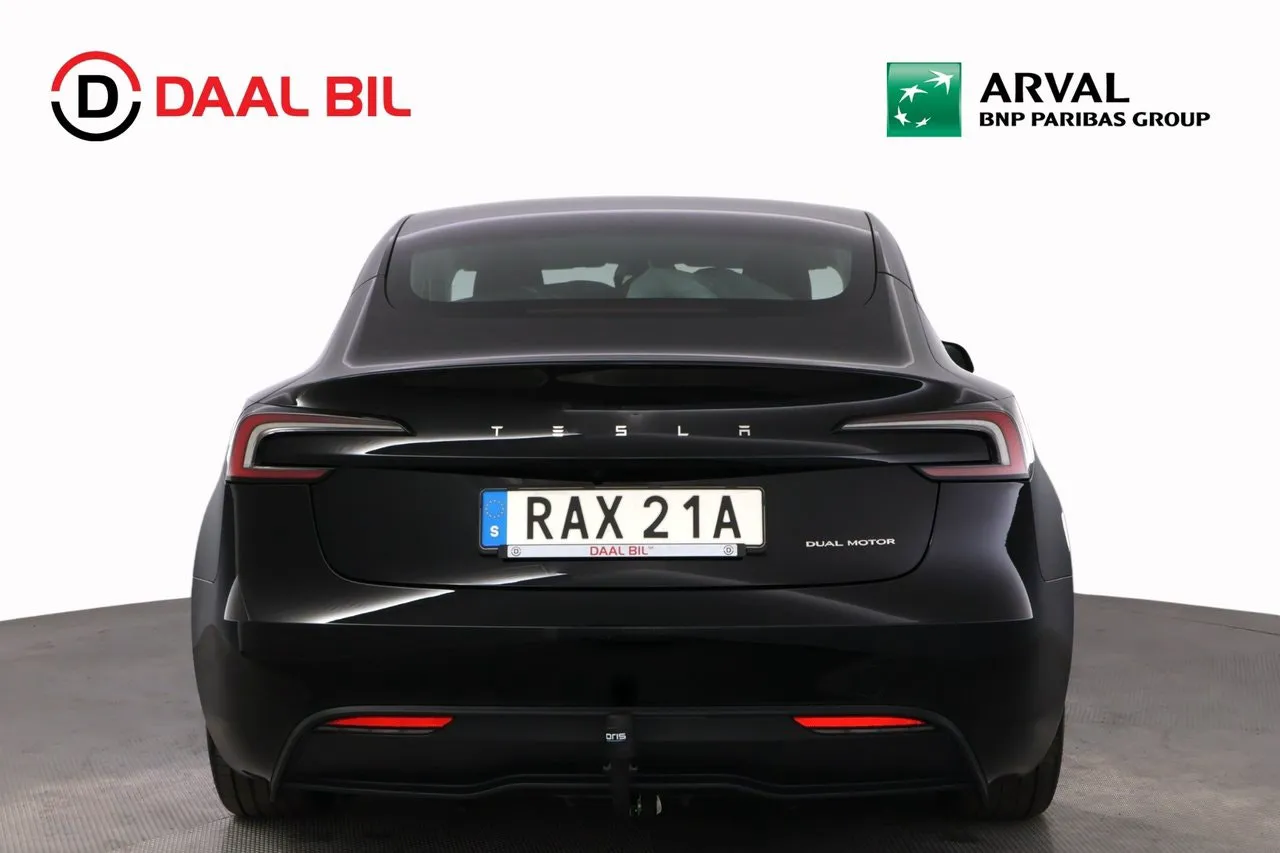 Tesla Model 3 bild 7