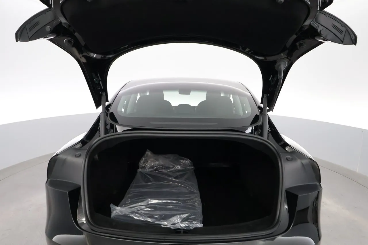 Tesla Model 3 bild 25