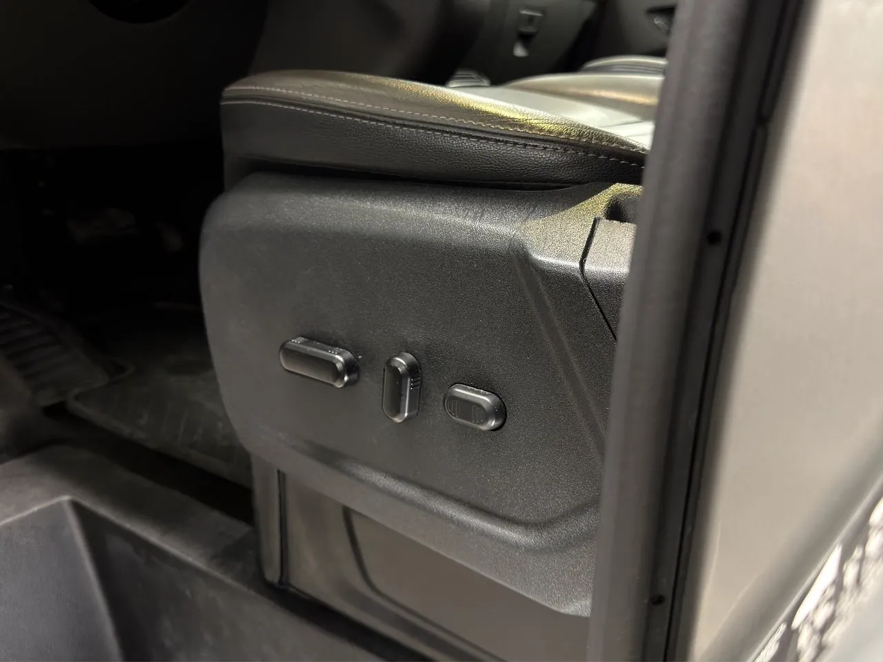 Ford Tourneo Custom bild 10