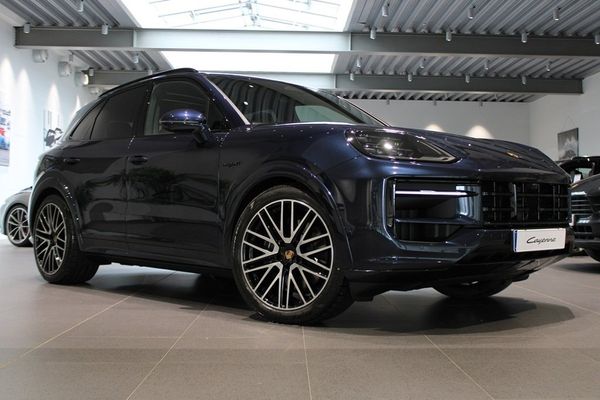 Porsche Cayenne E-Hybrid Black Edition - 2026