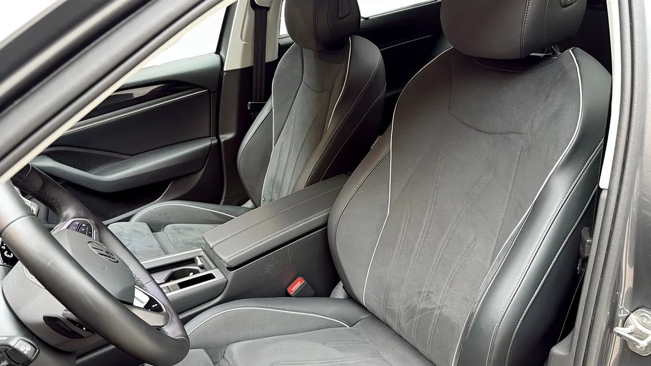 Volkswagen Passat bild 8