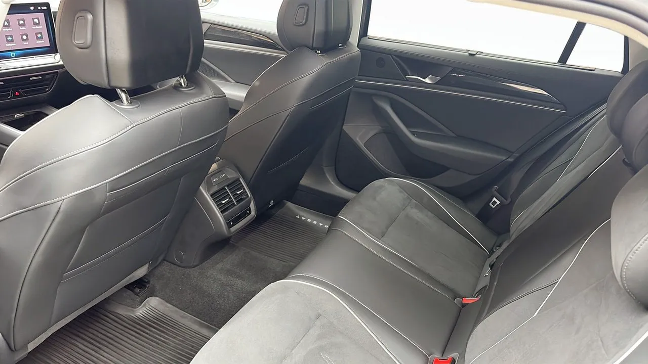 Volkswagen Passat bild 11