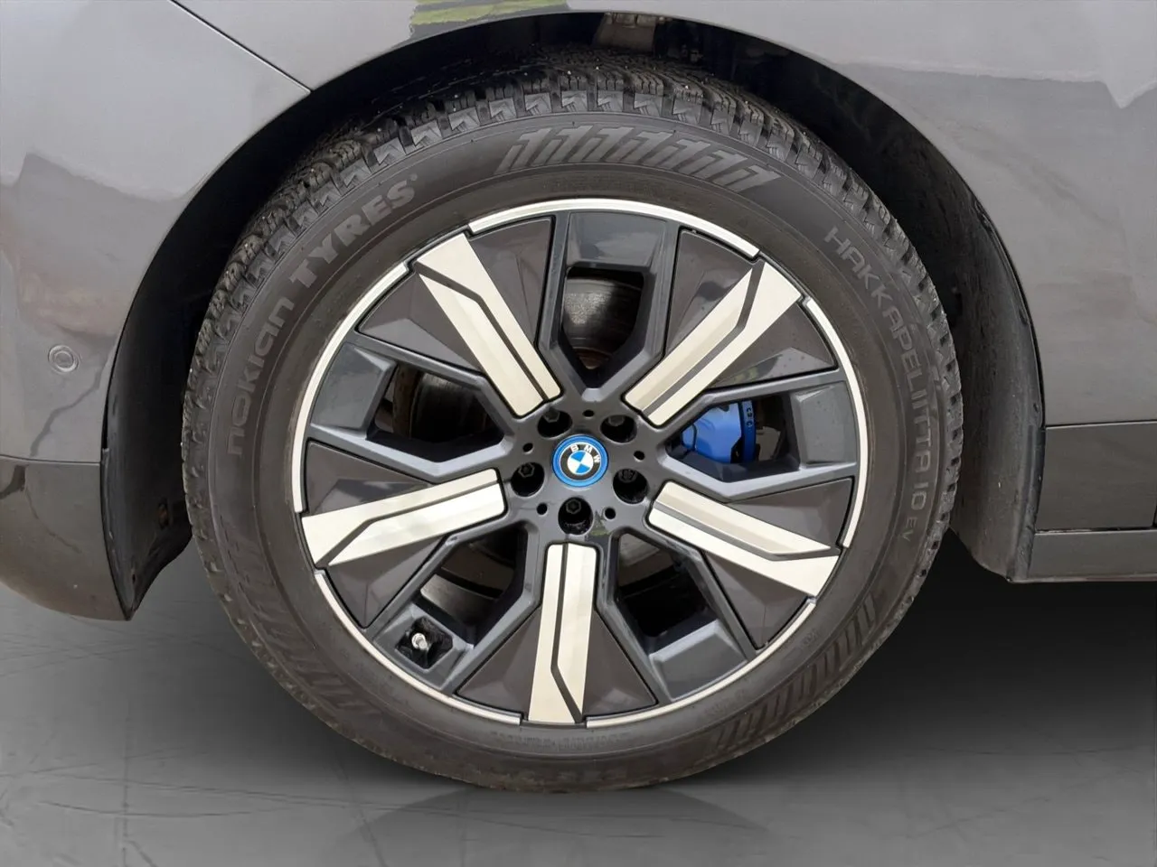 BMW iX bild 33