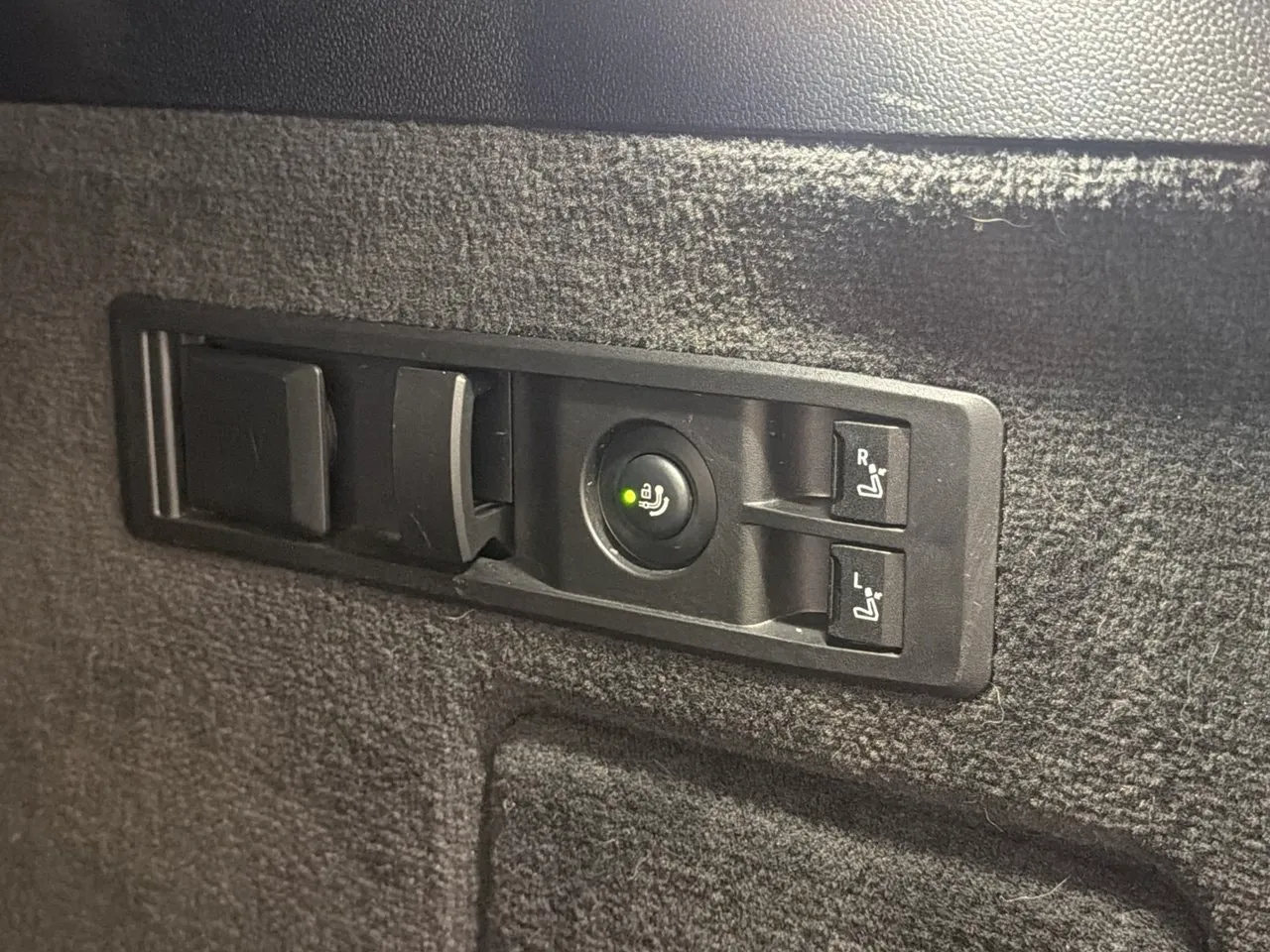 BMW iX bild 30