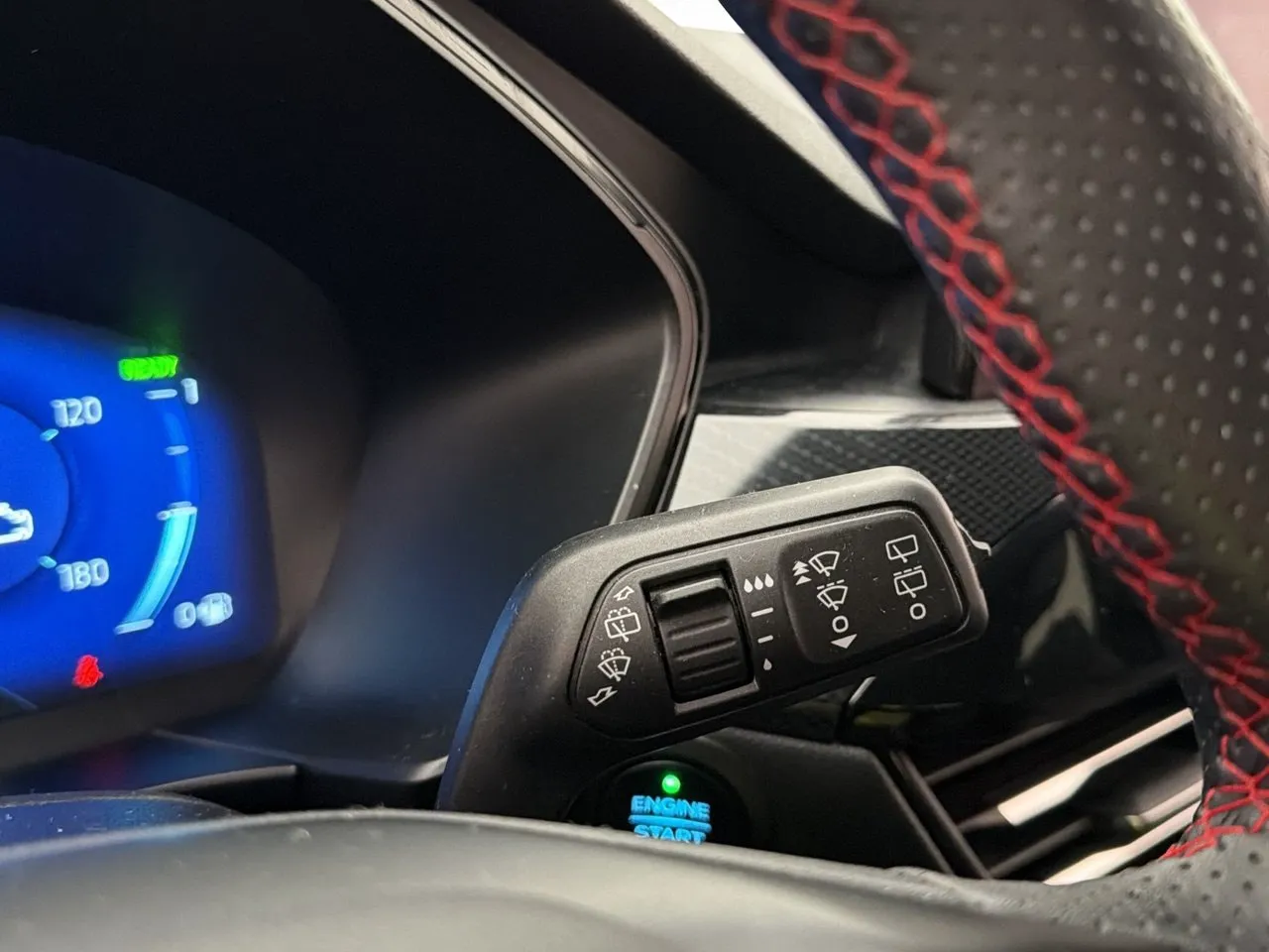 Ford Kuga bild 19