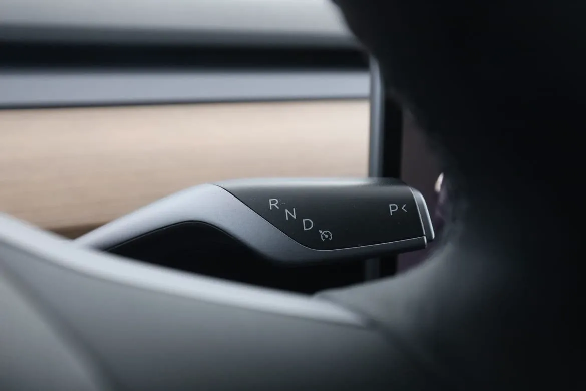 Tesla Model 3 bild 29