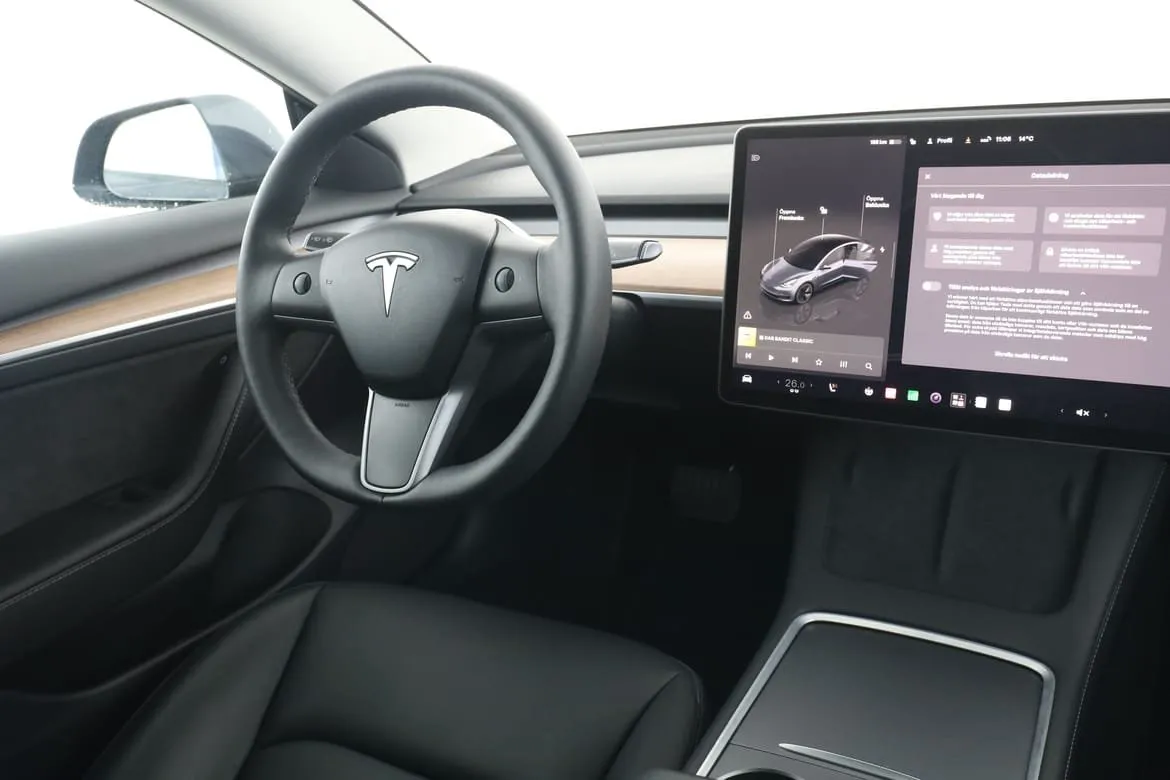 Tesla Model 3 bild 14