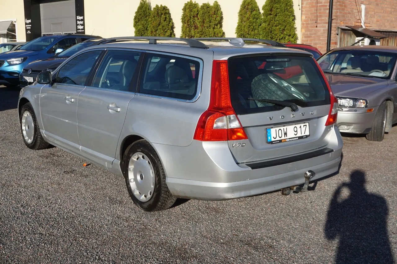 Volvo V70 bild 2