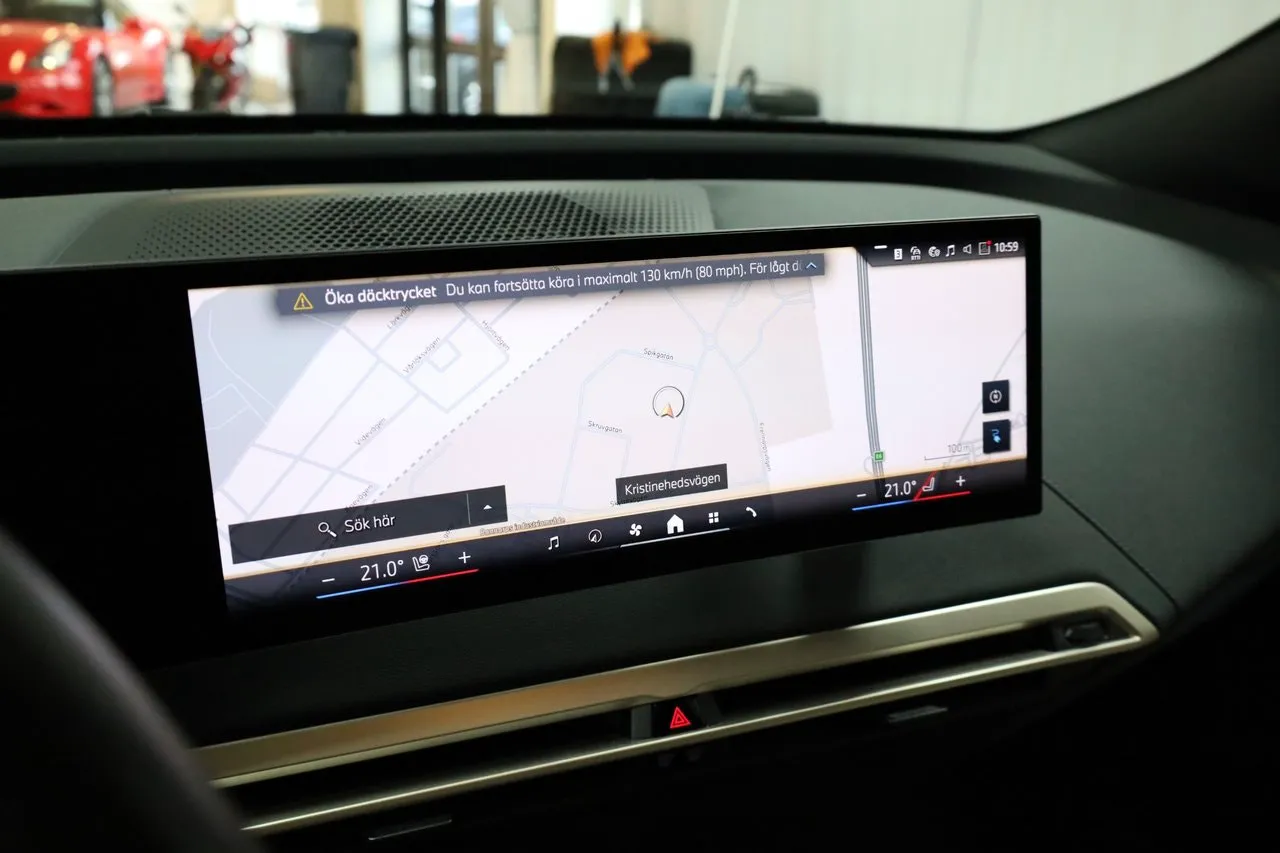BMW iX bild 26