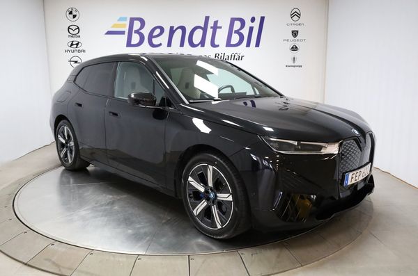 BMW iX xDrive50 524hk | Luftfjädring | Panorama | Sportpaket - 2024