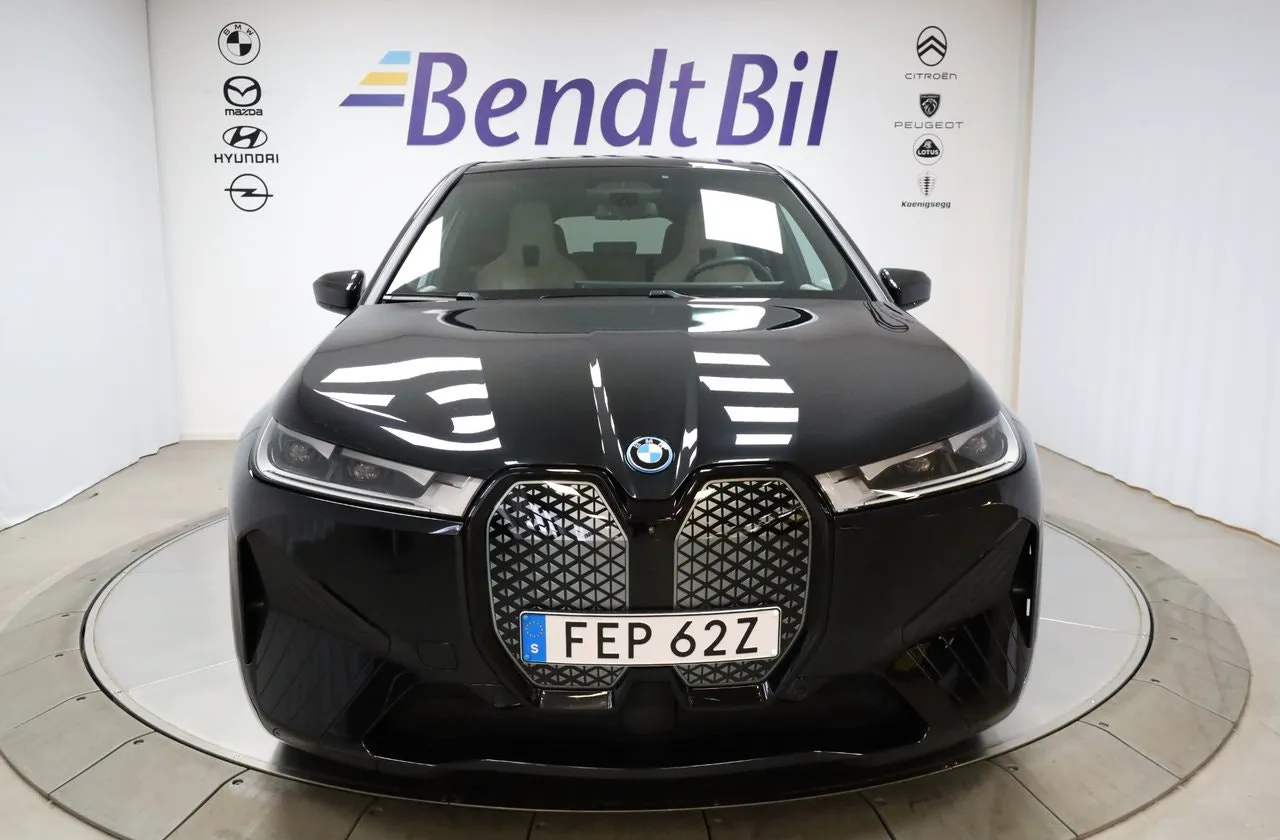 BMW iX bild 3