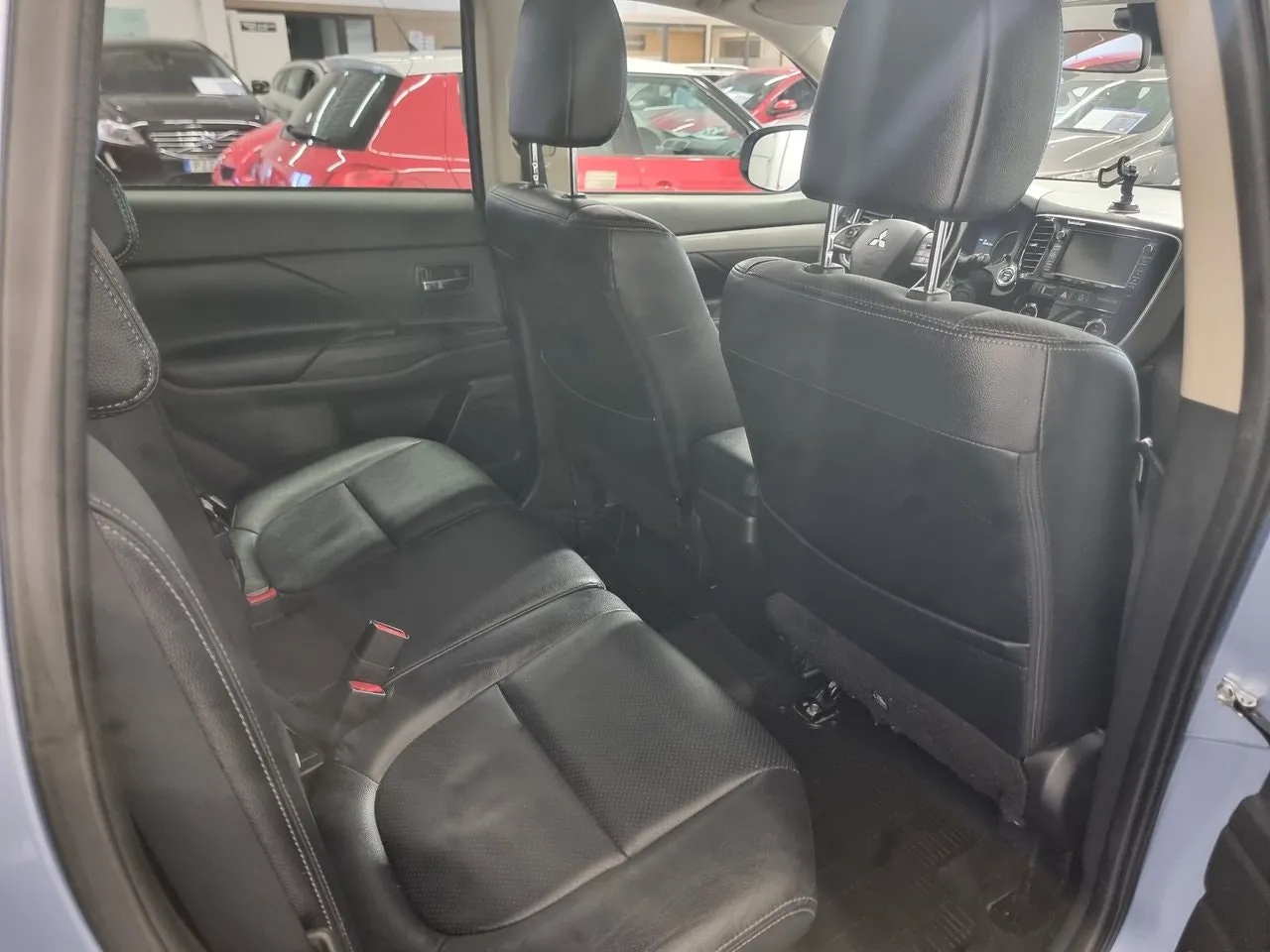 Mitsubishi Outlander bild 17